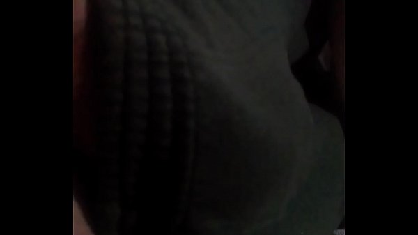 Brincando com meu pau na madrugada