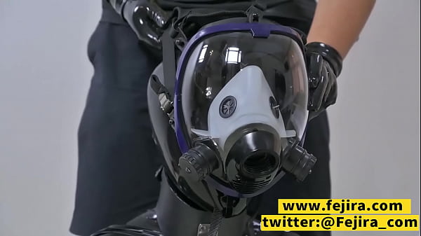 [Fejira Com] Latex Umhüllt Eng Den Gesamten Körper Des Mädchens