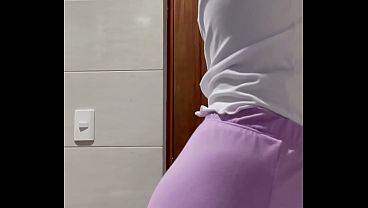 Download Video - Hermanastra me envia un video en piyama masturbandose
