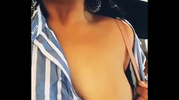 Download Video - Young Indian girls showing her boobs