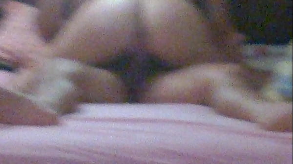 IN BED CLOSELY