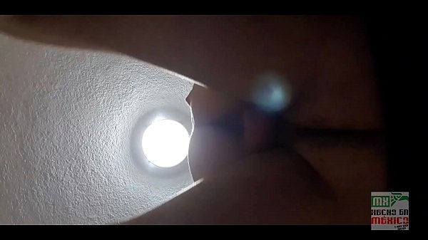 I put the cell phone and throw it on the floor to record a you can see how my favorite an 18-year-old girl, lets me fuck a female cumshot, it leaves me running in slow motion