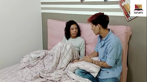 Download Video - Mi PADRASTRO me FOLLA DURO y sin compasion me CHUPA EL CO&Ntilde;O- historia completa