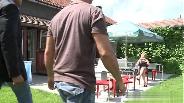 Coppia amatoriale best dick sucking