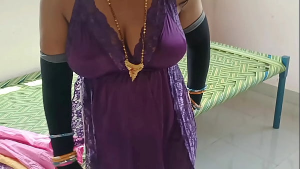 Desi sex of delivery boy and hot sexy bhabhi
