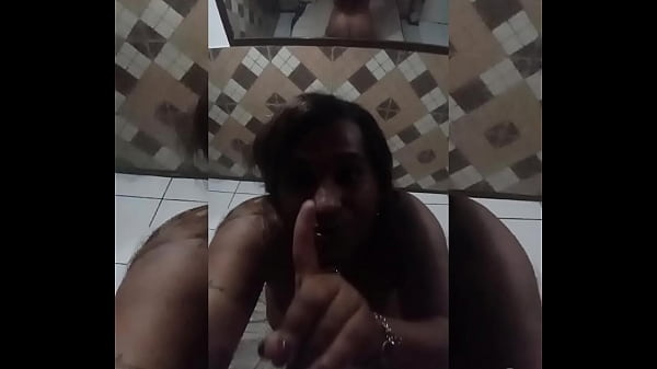 Travesti de Teresópolis Agatha Giselle reboland...