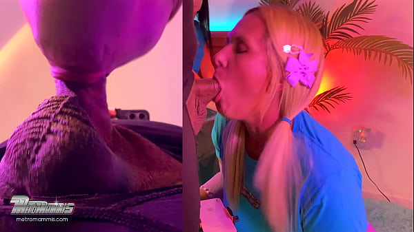 Camilla teaches her sis how to fuck her own throat ?