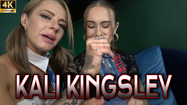 JOI EDGING WITH APRIL AND KALI