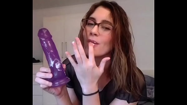 Darkpinkiee Jeune Femme Baise Son Cul Avec Un Gros Gode