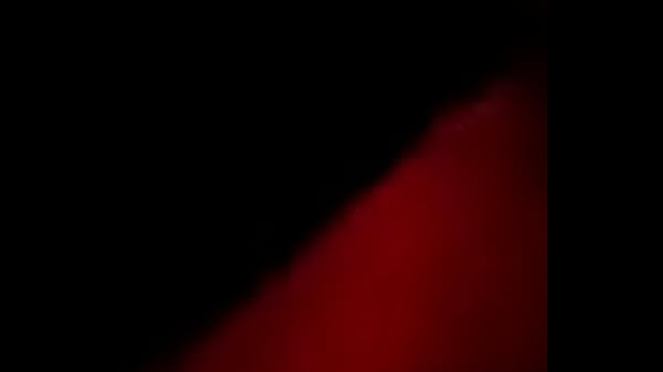 Esposa safada dando a buceta pro comedor na cas...