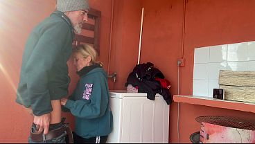 UNEXPECTED FUCKED IN THE WASHING MACHINE WITH MY LITTLE NEIGHBOUR