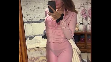 Ma nouvelle tenue de sport tu aimes ?