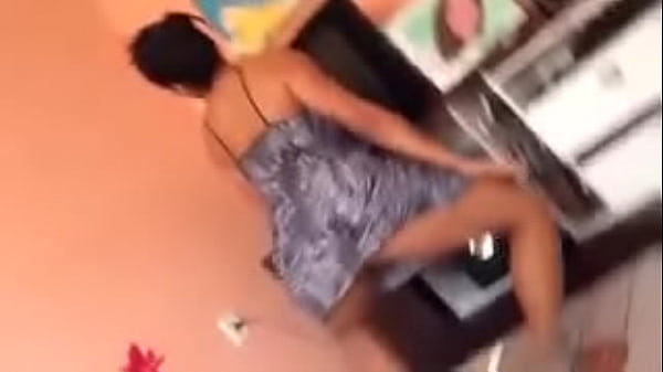 thumb hot dancing