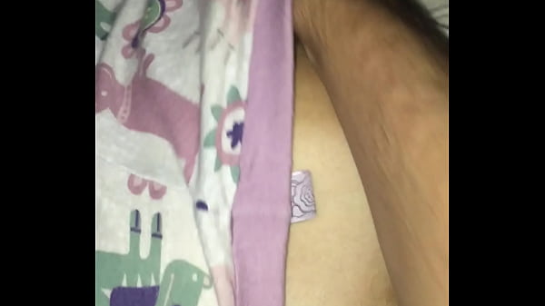 Download Video - Gaucha ninfeta de Pelotas&period;&period;&period; Buceta raspadinha Shaved pussy Brazilian Girl