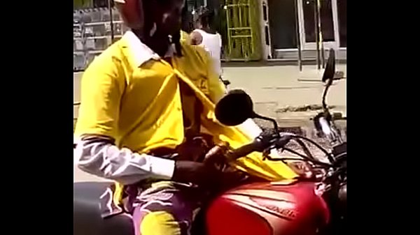 Brave BBC stroking & nutting in public