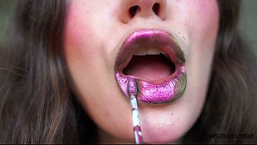 Melting Purple Metal Lips: Shiny Kisses & Messy Spit Play