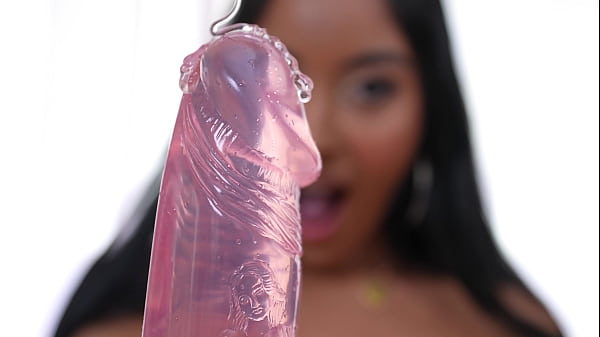 India do Sul - First DAP! An Indian beauty gives up her anus for double penetration for the first time AT021