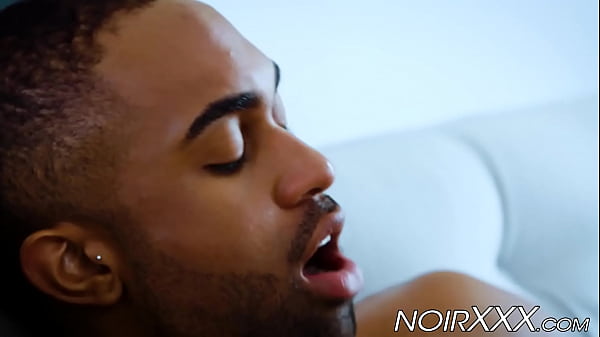 Big dicked Remy Cruze anally rails his bottom b...