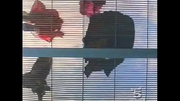 thumb wind