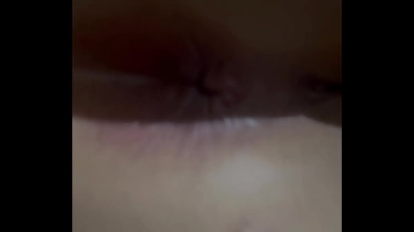 My stepsister comes home from a party and is deeply horny, I take advantage and enter her room without anyone noticing and masturbate and put my milk in her pussy and ass with my fingers.