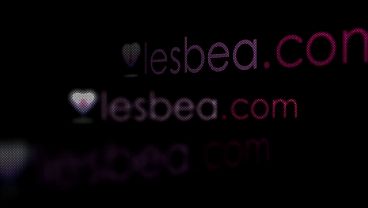Download Video - These mature lesbians had the hots for eachother - Lesbea