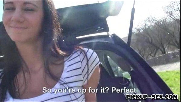Pizza delivery girl Liliane fucked with her customer