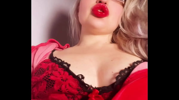 Findom Goaldigger - Perfect Lips Red Lip Gloss Lipstick Fetish FinDom Goaldigger