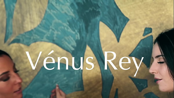 Leurs corps s’accordent comme une mélodie secrète.Leurs souffles ...