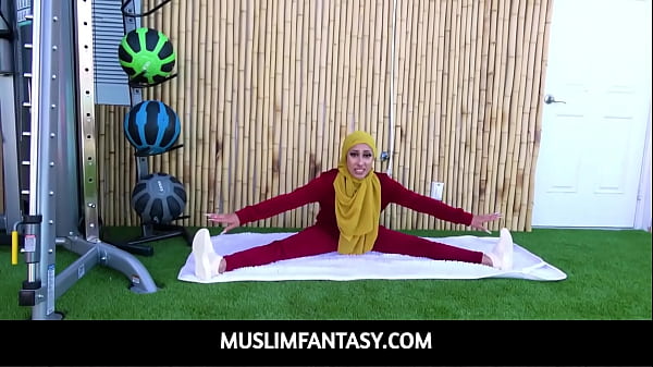 MuslimFantasy- Fitness Trainer fucks exotic arabic client