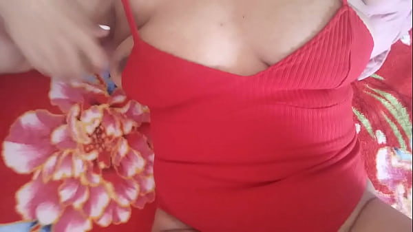 ! My step-aunt fucks me after watching the game for losing the bet &iexcl; Do you know any mature woman like this?