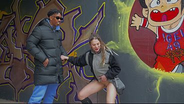 alemana es pillada follando en calle de barcelona con un bbc