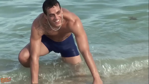 Download Video - Rod Silvia Sexy Beach Play