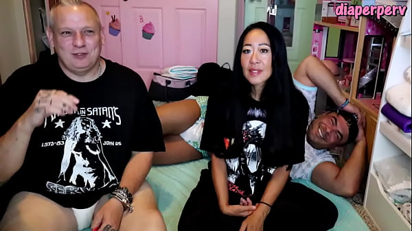 Answering SEXY Diaper fetish questions part 2