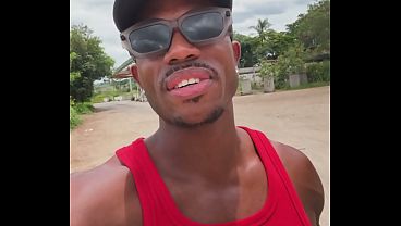 Amateur Mom w Big Booty Gets Fucked by BBC in Interracial Sex Video