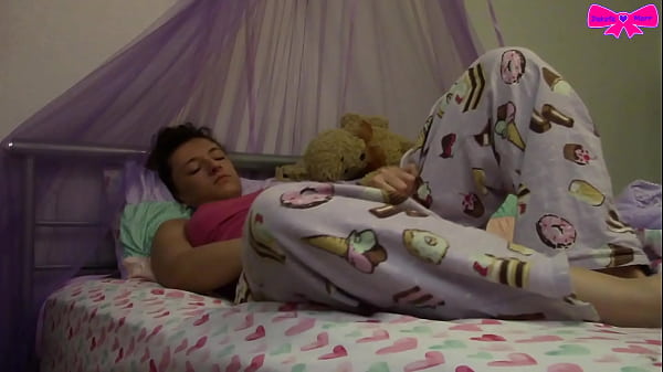 AgePlay DDLG Lazy Morning Orgasm Masturbation S...