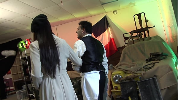Morras de Bachillerato Mexicanas siendo FOLLADAS con el Uniforme Puesto! Estudiantes Latinas Cogiendo con Mayores Despu&eacute;s de La Escuela