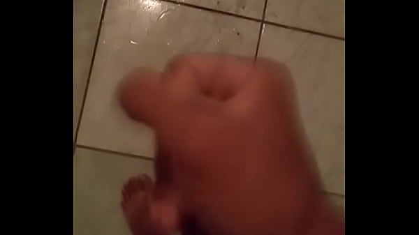 Gozou no banheiro pra mim