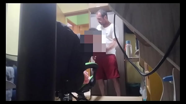 O uber veio mamar e ser mamado enquanto eu trab...