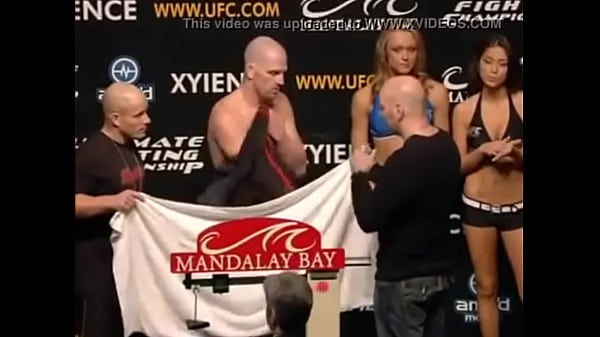 Ринггерл палит на член