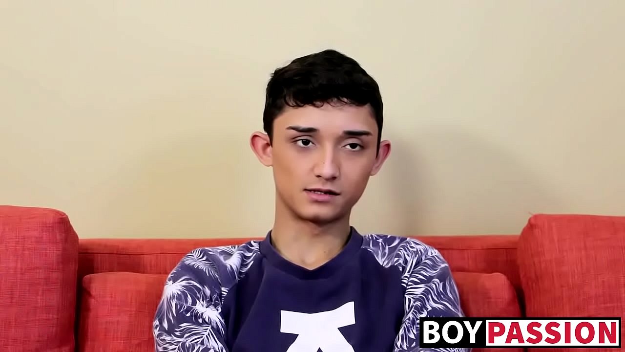Twink enseña el culo y la polla y se masturba
                   cumshot young masturbation solo gay twink interview big cock big dick young men casey xander boypassion muchos negros