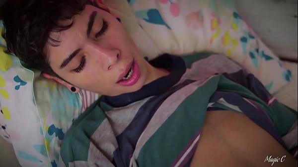 Skinny Twink Masturbation Jerking my big cock w...