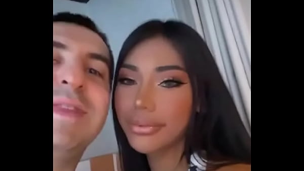 Do u want to fuk hot ladyboys like this? Looking for male talents who are into fukking ladyboys, Dm me!