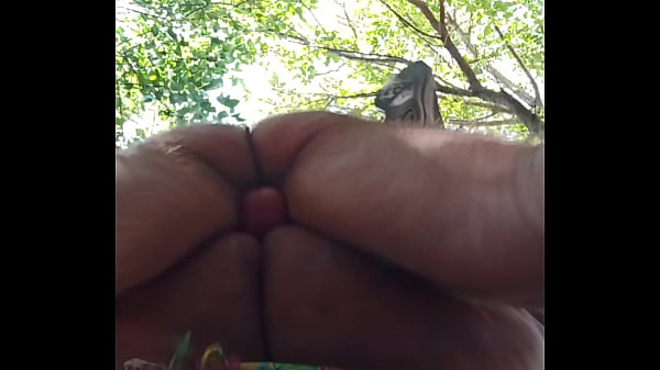 Magrinho veio da balada no s&aacute;bado e viu meu rab...