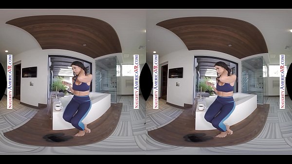 Naughty America - Reagan Foxx fucks you in VR