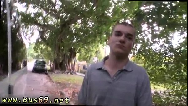 Deux Pénis Porno Gay Puis Les Bandeaux Sortent Et Le