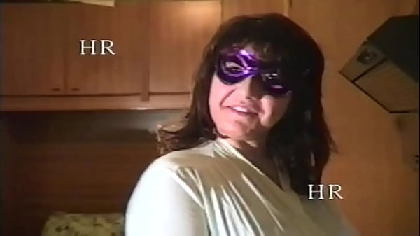 Download Video - Italian 90s porn exclusive with unshaved women &num;09 - Sex in Italian families&excl;