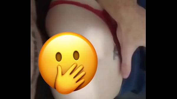 I ate Badmelli's ass, no emoji on red