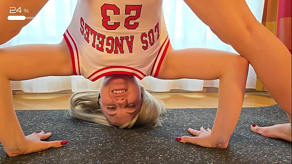 Flexible Hanna - Yoga? Sure! Stretching? Of course! But that’s not really why you’re watching, is it?
