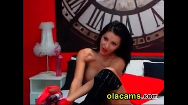 Perfect brunette teen toying ass on webcam