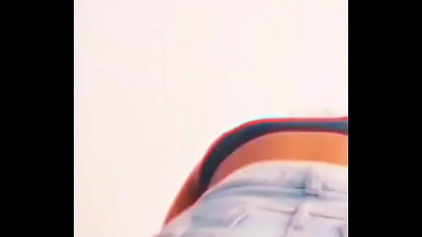 rebolando cheia de tesão